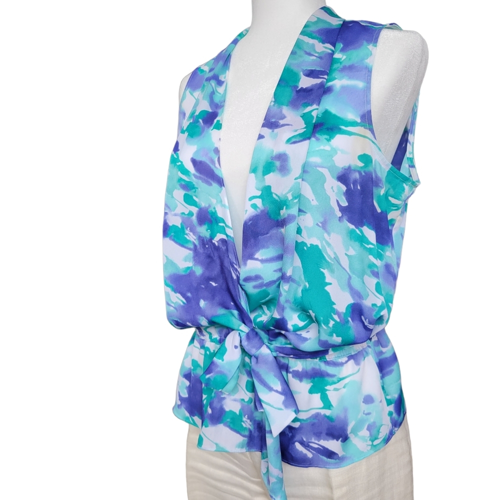 Anne Klein Flowy Fake Wrap Green Blue White Blouse Scooped Waist Women’s Size L